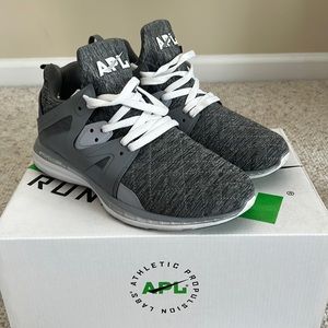 APL Ascend sneakers unisex womens 9 / mens 7